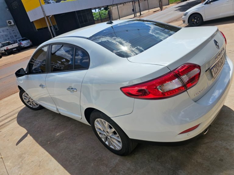 Fluence 2.0 Dynamique Plus 2016