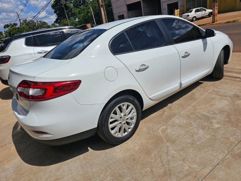 Fluence 2.0 Dynamique Plus 2016