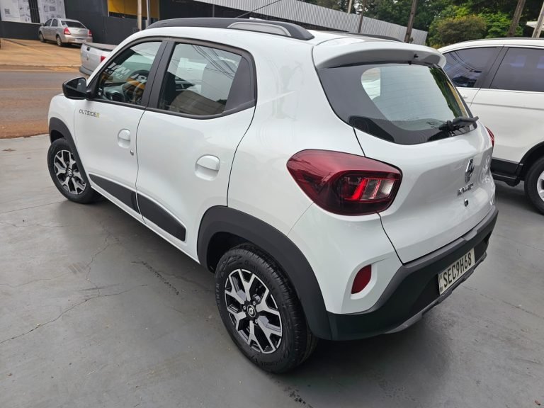 Kwid Outsider 2023