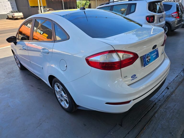 FIESTA SEDAN 1.6 2015