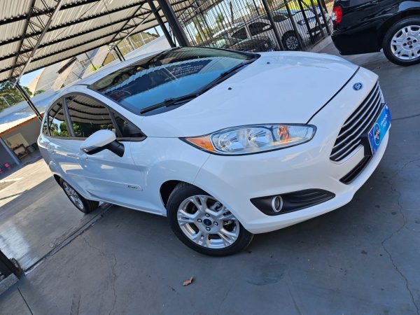 FIESTA SEDAN 1.6 2015