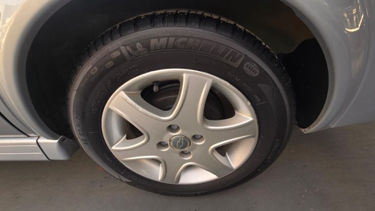 Astra Sedan Adv 2.0 2008