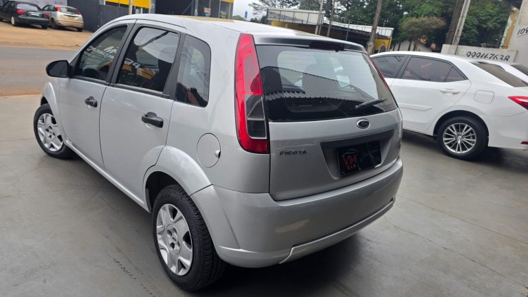 Fiesta Hatch 1.0 completo 2011
