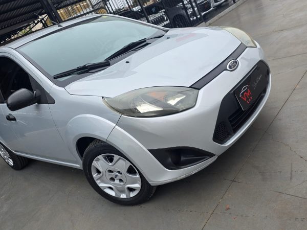 Fiesta Hatch 1.0 completo 2011
