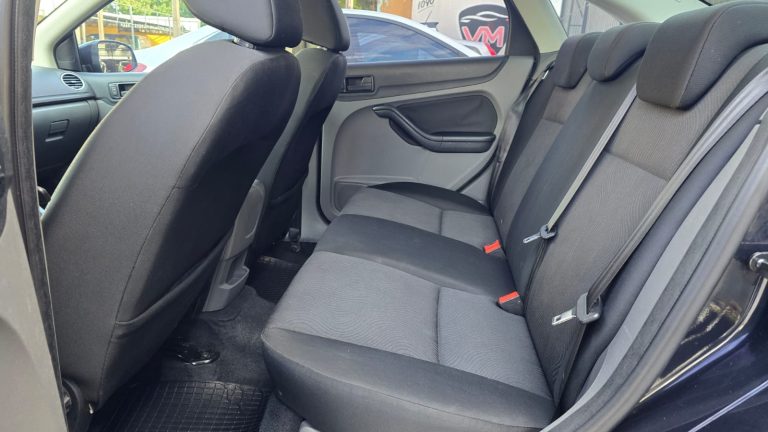 Focus Sedan 1.6 completo 2013