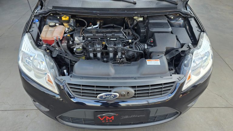 Focus Sedan 1.6 completo 2013