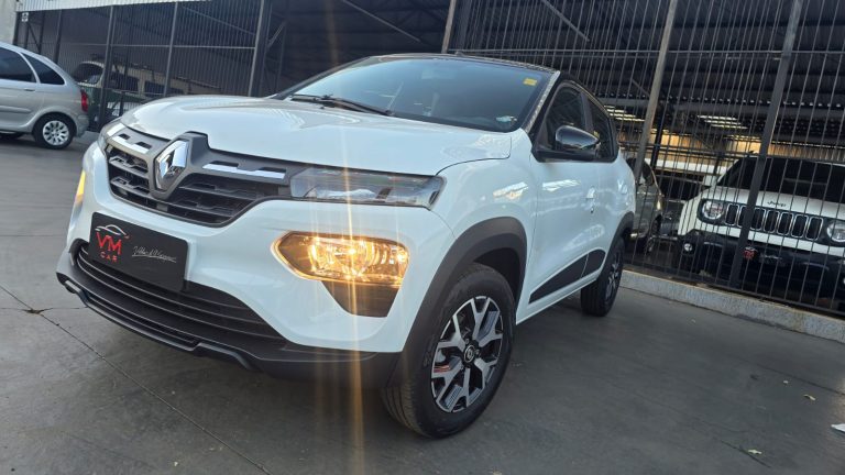 Kwid Intense 2023 Baixo KM