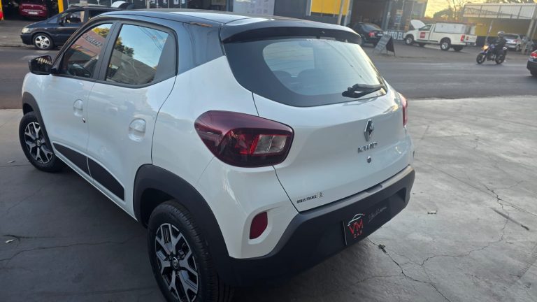 Kwid Intense 2023 Baixo KM