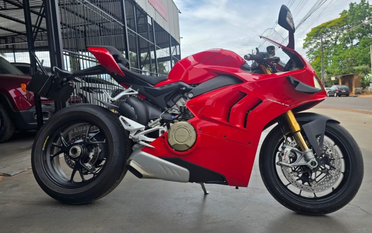 Ducati Panigale V4S 2021