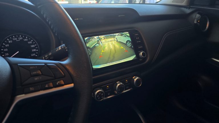 Kicks Advance 1.6 2023 único dono