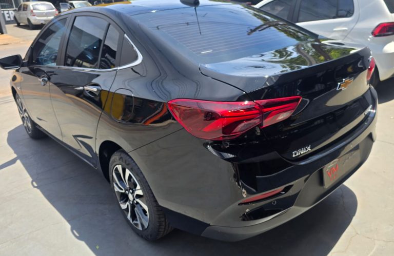 Onix plus premier II 2024 único dono