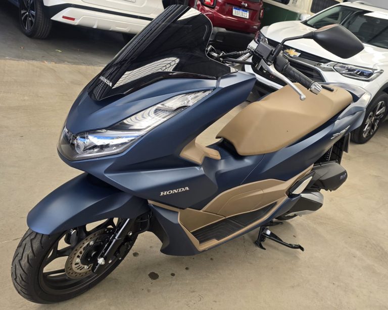 PCX 160 DLX ABS 2024