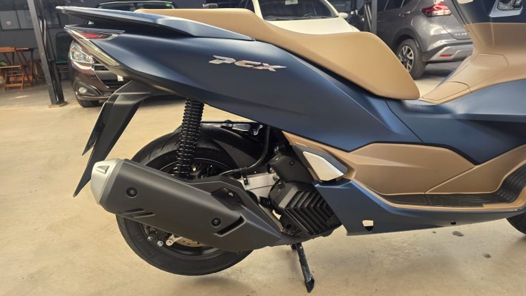 PCX 160 DLX ABS 2024