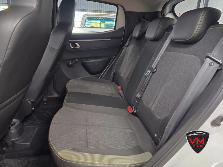 Kwid Outsider 2023